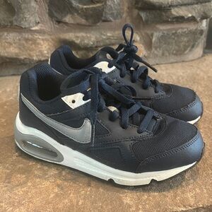 Nike Kids Sneakers Navy and White